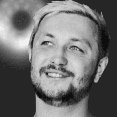 Алексей Иванов